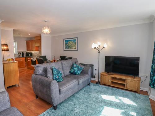 Televisyen dan/atau pusat hiburan di The Chase - 30 Ayr Avenue