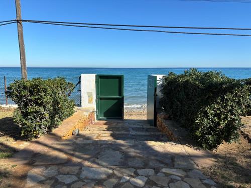 Arenes primera linea de playa