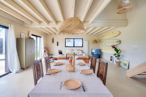 À 1km de la plage de Pors carn, maison pour 6