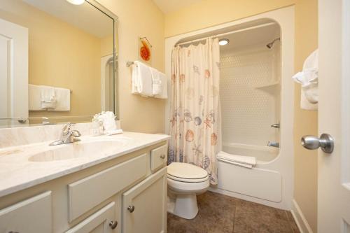 Ένα μπάνιο στο The Oasis 406 formerly Phoenix West II 406 condo