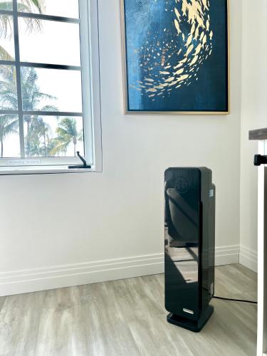Foto dalla galleria di WOW! Best Location! Best Unit! New Renovated South Beach Ocean Front a Miami Beach