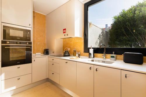 Limehome Lisbon Rua Eça de Queiroz