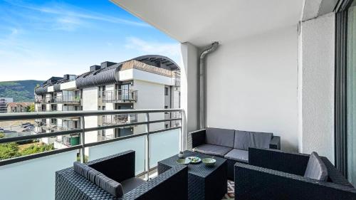 HOMEY CHLOE - New - Parking gratuit - Balcon privé - Proche Genève