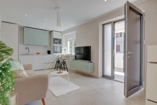 Delux apartment ANGIE with FREE parking