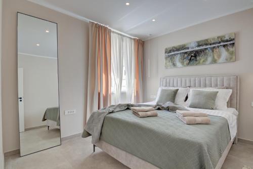 Delux apartment ANGIE with FREE parking