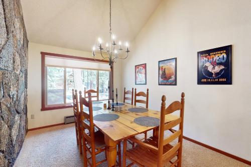 Φωτογραφία από το άλμπουμ του Black Butte Ranch: South Meadow Home Eighty-Four σε Black Butte Ranch