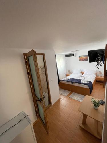 Postel nebo postele na pokoji v ubytování Vis de VARA