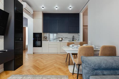 Просторная 3-х комнатная квартира в стиле сканди-минимализм