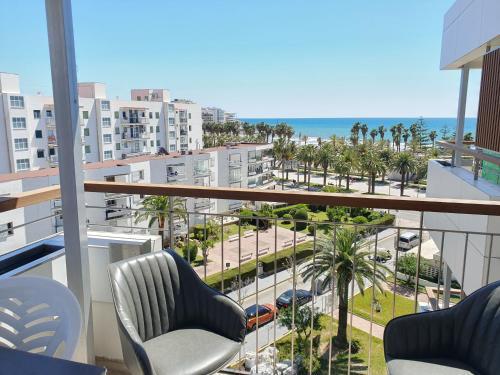 Μπαλκόνι ή βεράντα στο SALOU apartamento con vistas al mar,CENTRO Wifi