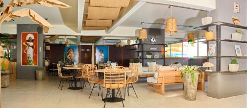 Um restaurante ou outro lugar para comer em ZAG Coliving Punta del este