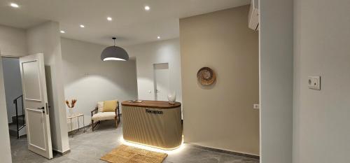 Gallery image of Trizonia Mare Suites in Trizonía
