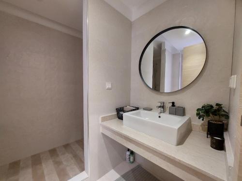 Koupelna v ubytování Appartement en Résidence avec Piscine