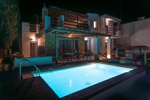 Apollonas & Sibylla Villa - Luxury Stay with Pool