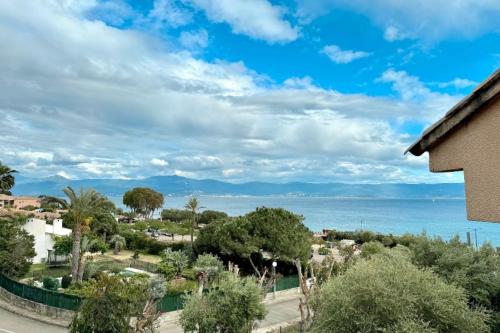 Charming 37 m nest near the sea