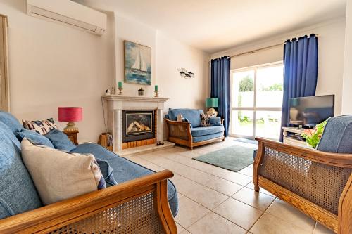 Oasis Parque, Alvor. (AT04) Beautiful 2 Bed Villa with Pool