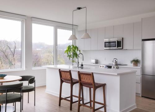 ROOST Kelly Drive Image