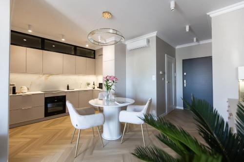 O bucătărie sau chicinetă la Apartment GOLD Exclusive