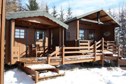 Kaldbaks-kot cottages v zimě
