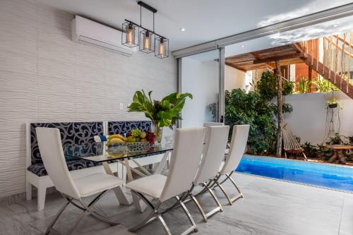 Πισίνα στο ή κοντά στο Casa Moderna en Playa Norte Isla Mujeres