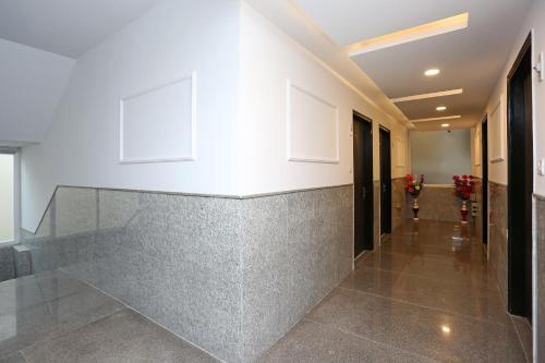 Fotografie z fotogalerie ubytování Hotel O M SUITES v Novém Dillí