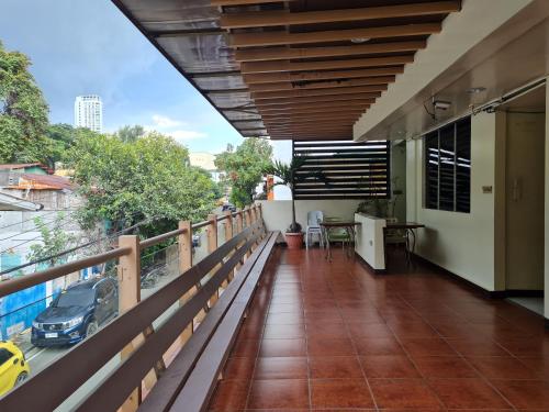 Balkoni atau teres di Goland Pension House & Dormitory by SMS Hospitality