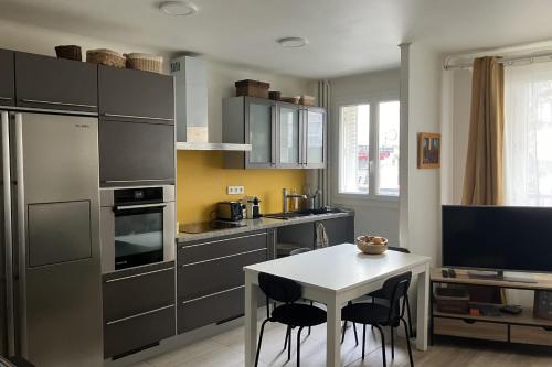 Photo de la galerie de l'établissement Charming and welcoming apartment, à Paris