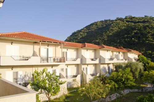 Gallery image of Hotel Elina in Perdika