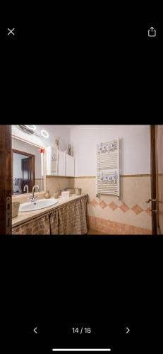 Una cocina o cocineta en casa orma