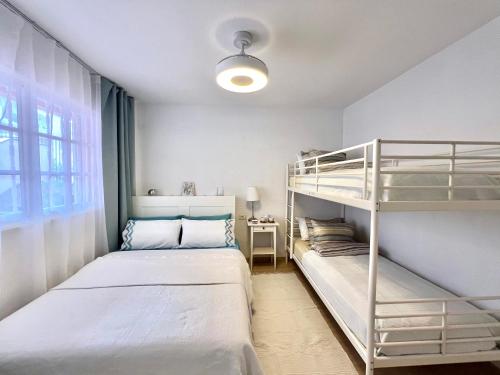 Los Cristianos Family Apartment