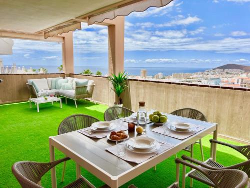 Los Cristianos Family Apartment