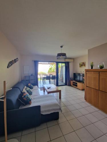 Posezení v ubytování Maison du piton st leu, vue mer
