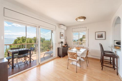 WELCS DUPLEX 140 EMP con vistas al mar