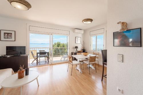WELCS DUPLEX 140 EMP con vistas al mar