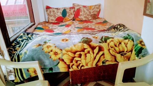 Säng eller sängar i ett rum på Kasauli SAMAR HOUSE