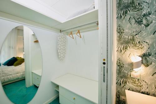 Ένα μπάνιο στο Amalfia Apartments