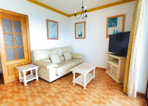 Mediterraneo 1007 Fabulous One Bedroom Apartment with Sea View