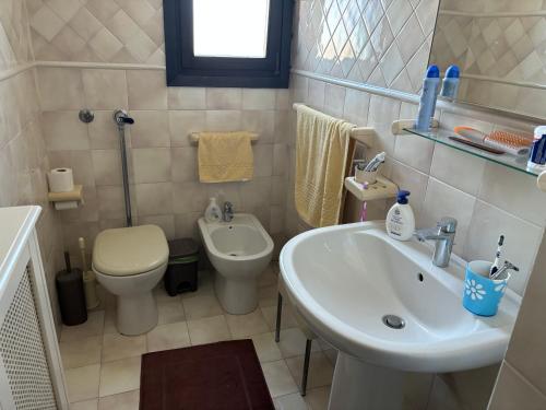 Bagno di Villa al mare Baia Emiri Mazzaforno Cefalù