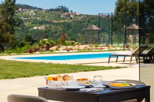 Swimmingpoolen hos eller tæt på Quinta de Cabanas Douro Country House