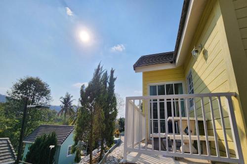ระเบียงหรือลานระเบียงของ See Sky Resort