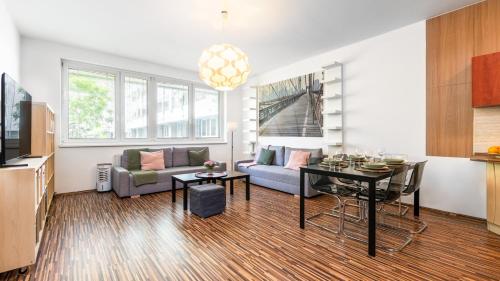 UrbanElegance Escape, top location, private parking