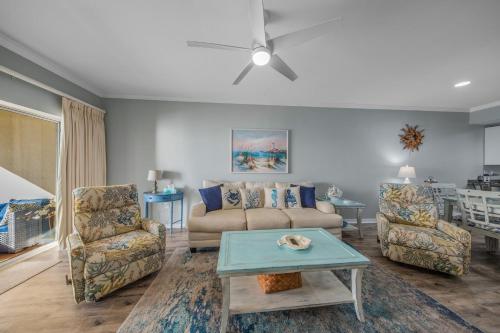 Χώρος καθιστικού στο Marlin Key 4C by Vacation Homes Collection