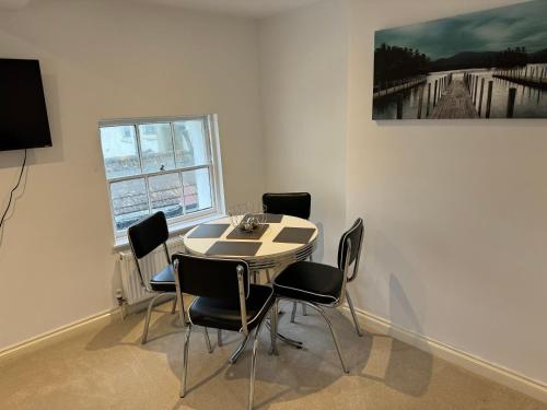 TV a/nebo společenská místnost v ubytování Russell square Apartment 4 city