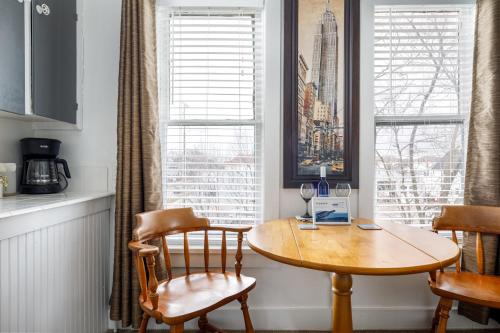 Gambar di galeri bagi The 8th Street at Timberline Flats di Traverse City