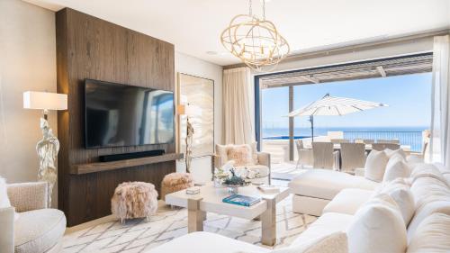 1 Homes Preview Caboにあるテレビまたはエンターテインメントセンター