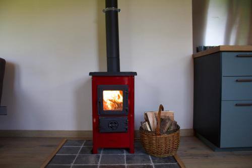 Tiny House Les Jours Heureux Sejour nature pres de Dinant et des Lacs de l Eau d Heure