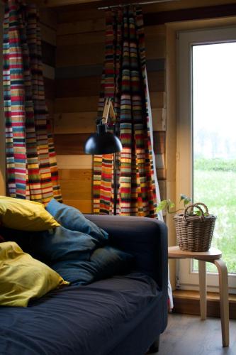 Tiny House Les Jours Heureux Sejour nature pres de Dinant et des Lacs de l Eau d Heure