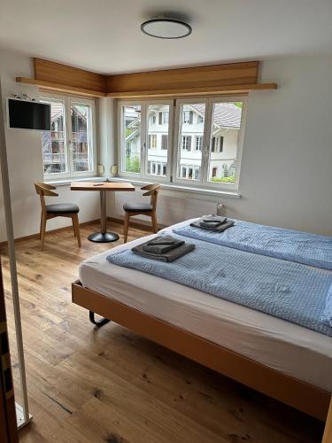 Postel nebo postele na pokoji v ubytování Hotel WALZ