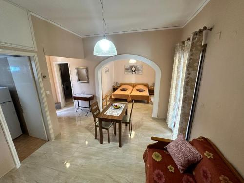 Nikos Holidays Apartment 1