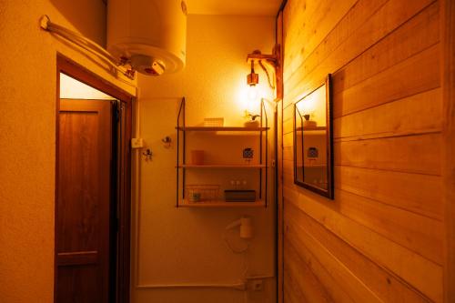 Ванная комната в Xhubleta Room - Old Bazaar