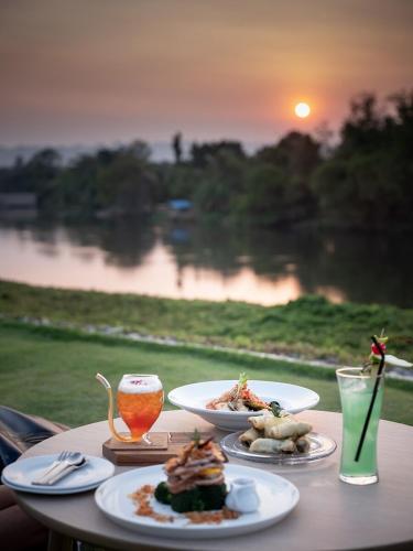 Minuman di Tara Villa
